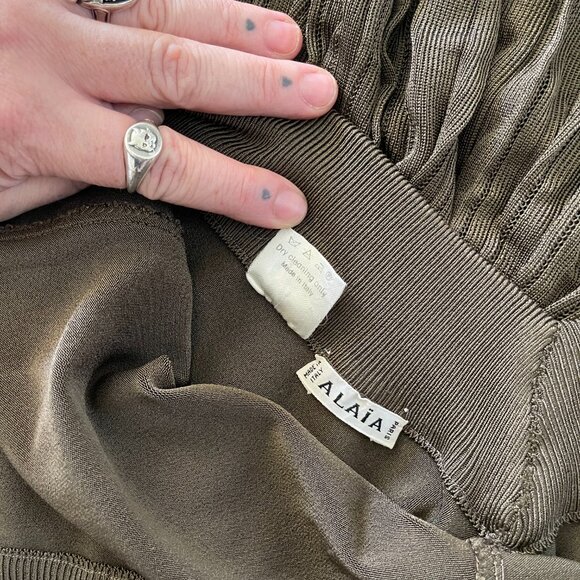 Alaïa Cling Dress with Pleated Hem in Rare Colourway, S/S 1990 $400 - Picture 5 of 11